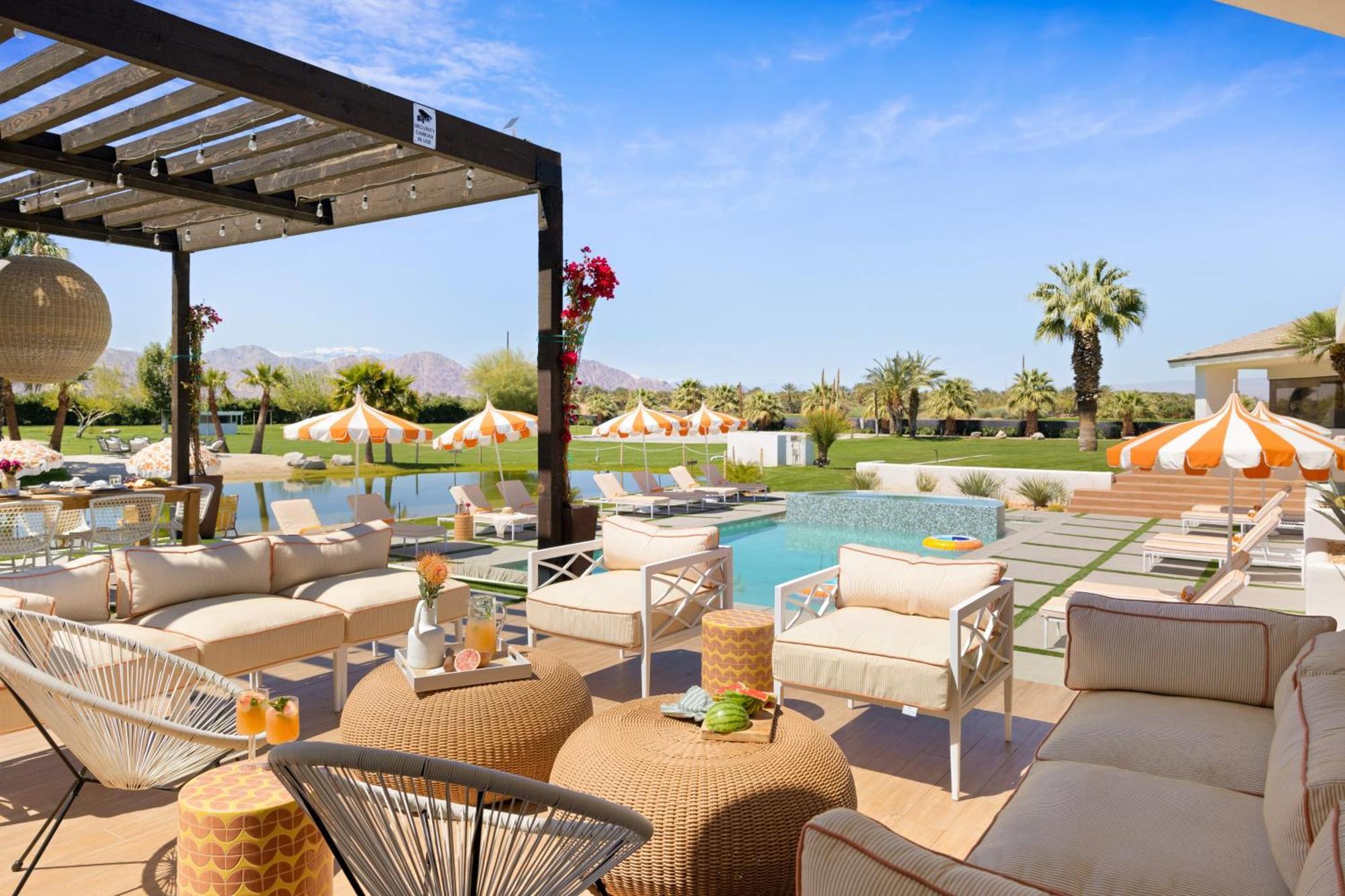 Buena Vista By Avantstay Massive Outdoor Oasis W Pool Spa Firepit La Quinta Eksteriør billede